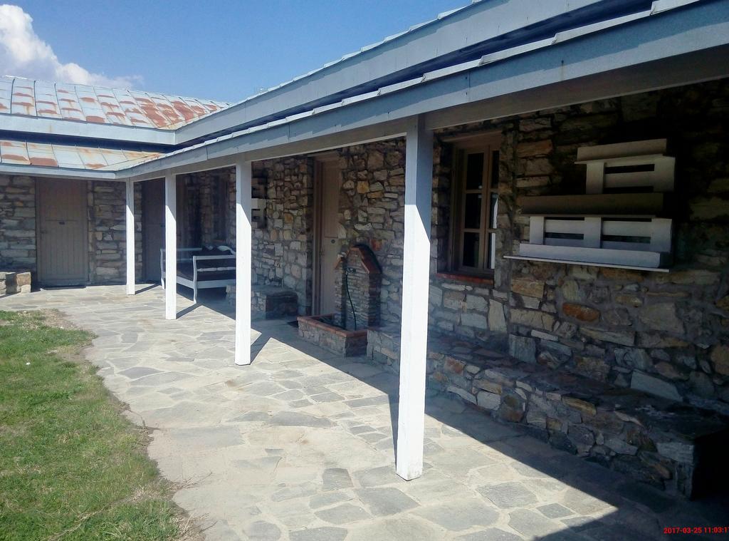 Hotel Linouria Nimfaíon Exterior foto